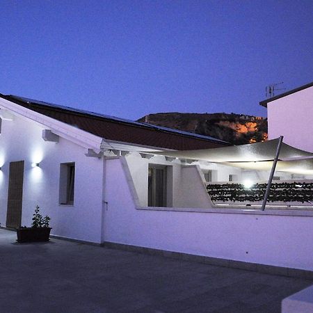 La Perla Amantea - Rooms & Apartaments Ngoại thất bức ảnh