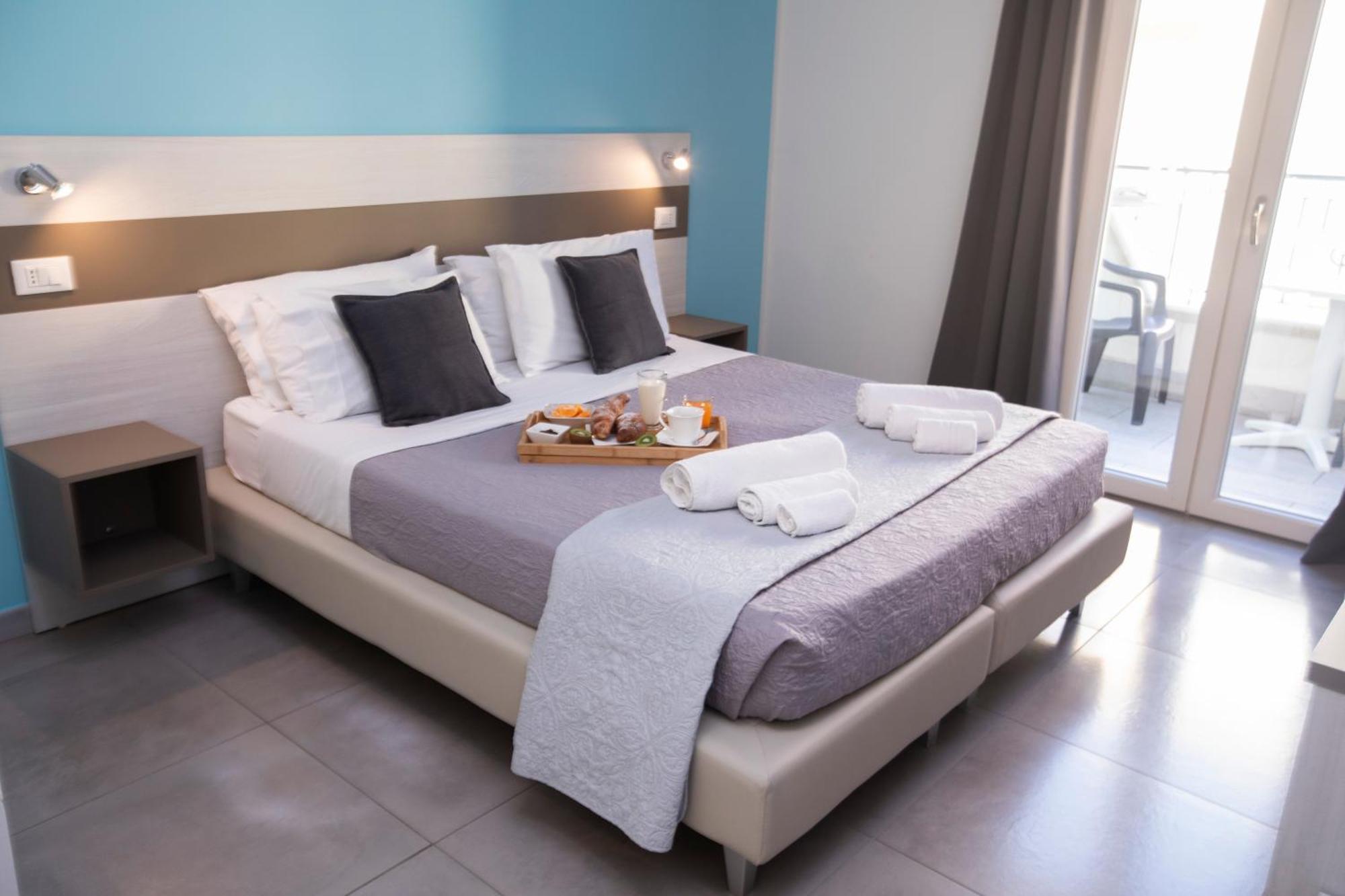 La Perla Amantea - Rooms & Apartaments Ngoại thất bức ảnh