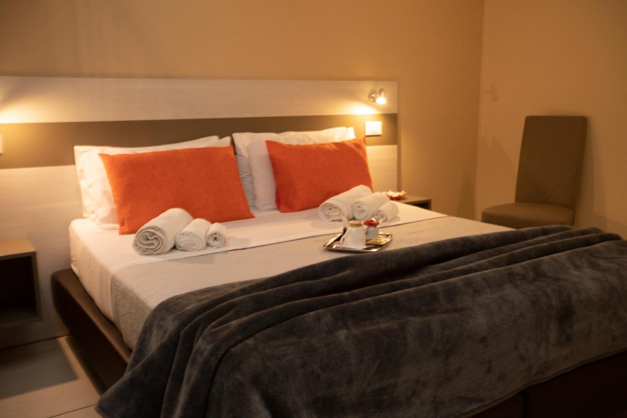 La Perla Amantea - Rooms & Apartaments Ngoại thất bức ảnh