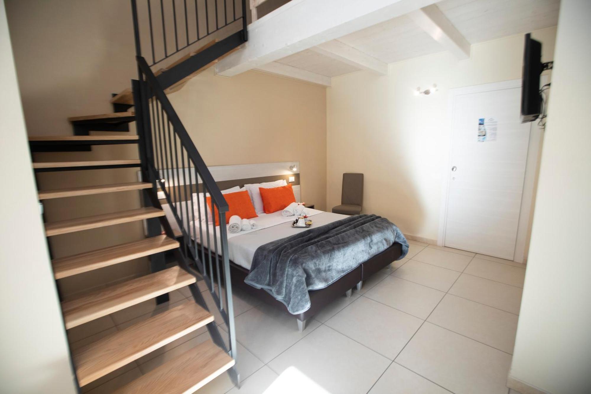 La Perla Amantea - Rooms & Apartaments Ngoại thất bức ảnh