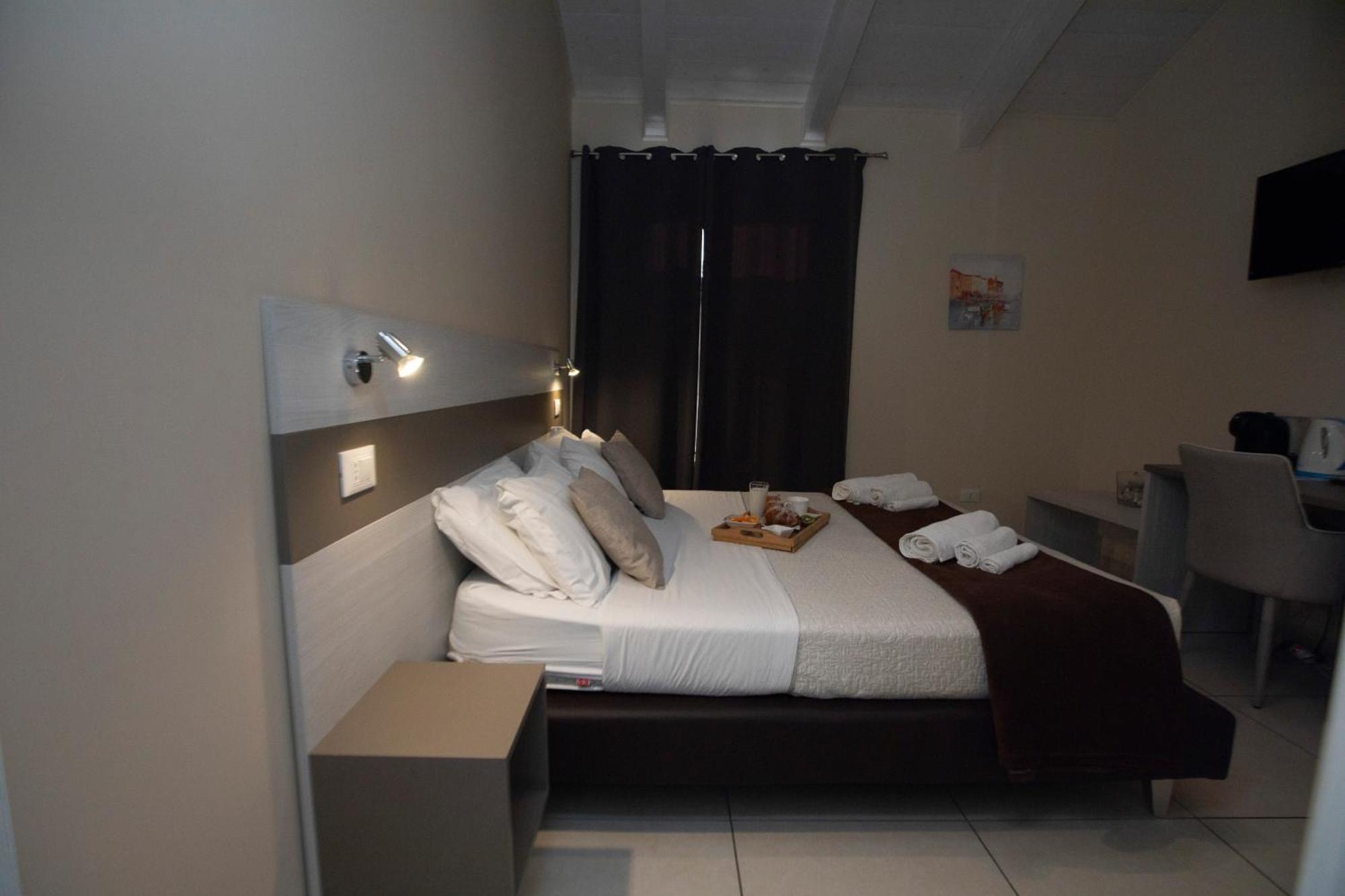 La Perla Amantea - Rooms & Apartaments Ngoại thất bức ảnh