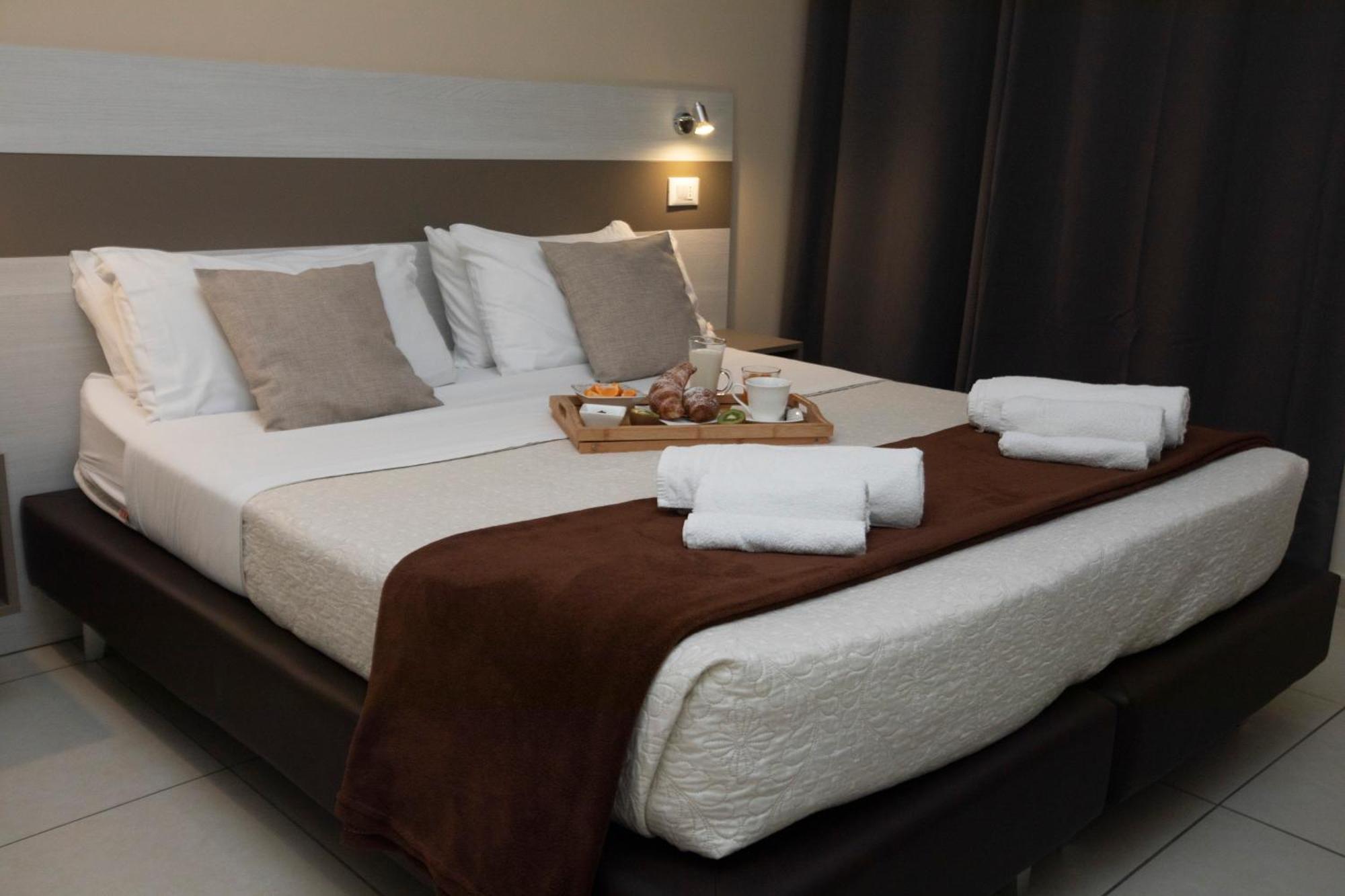 La Perla Amantea - Rooms & Apartaments Ngoại thất bức ảnh