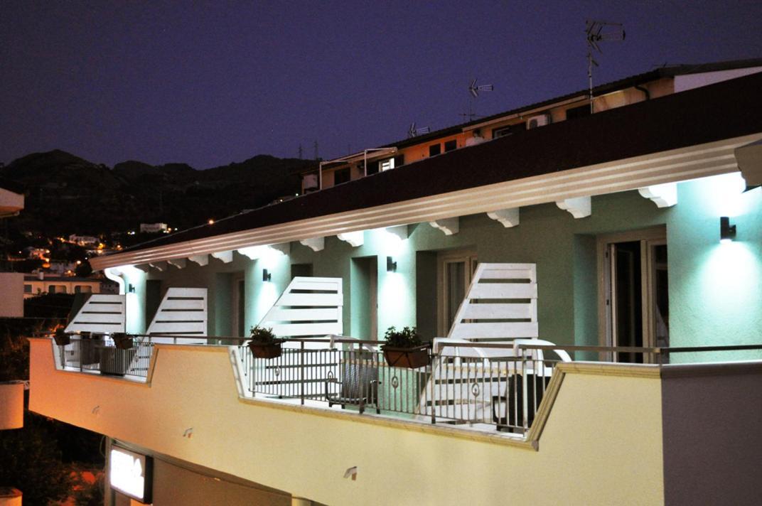 La Perla Amantea - Rooms & Apartaments Ngoại thất bức ảnh